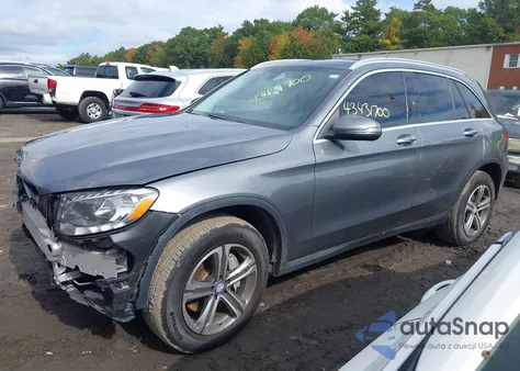 2016 Mercedes-Benz Glc 300 4Matic z USA, uszkodzony, nr VIN WDC0G4KB5GF082598